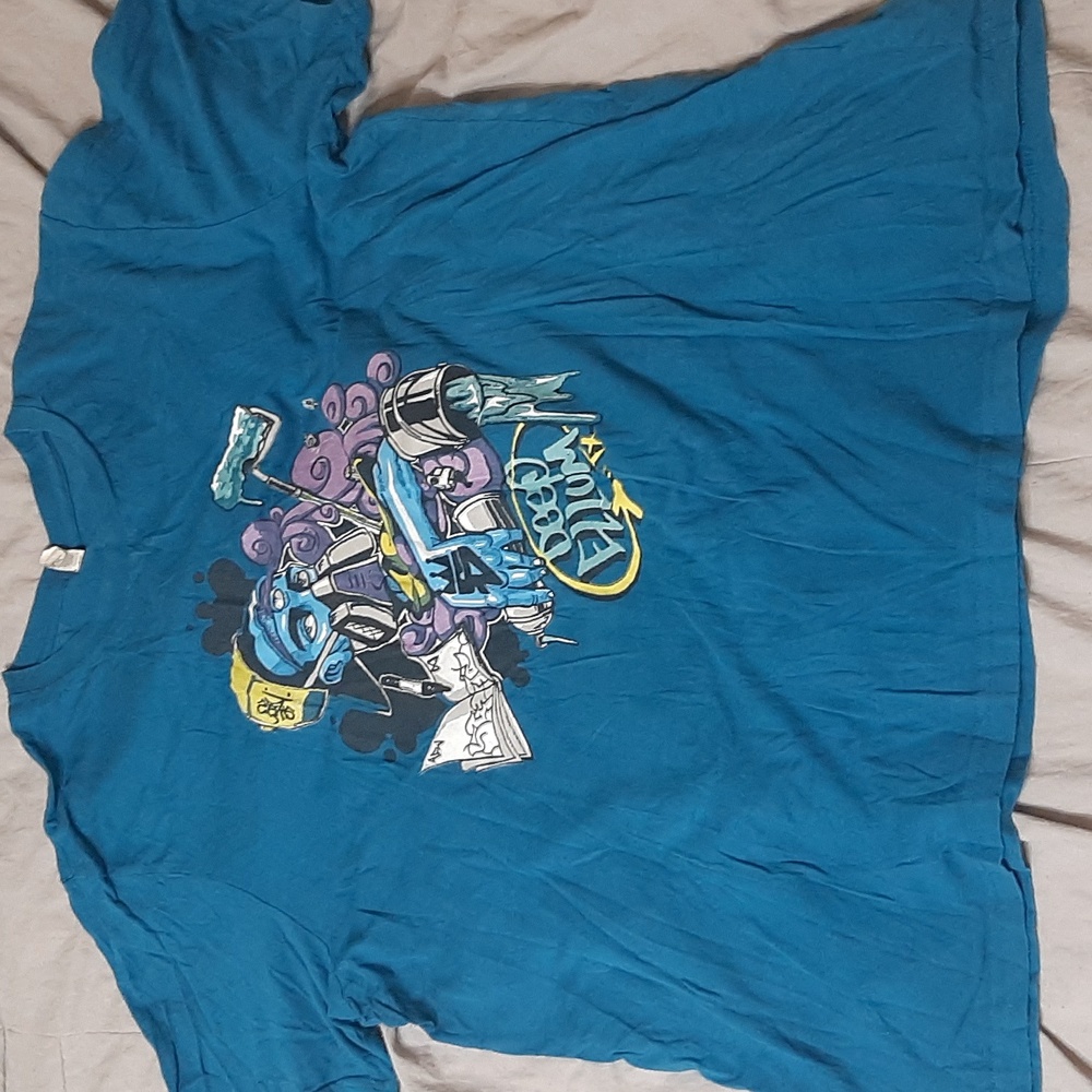 Deep Ellum, Texas (Dallas) T-shirt Graffiti Paint Design